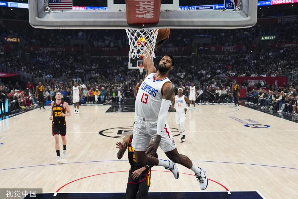 相比之下 相比之下